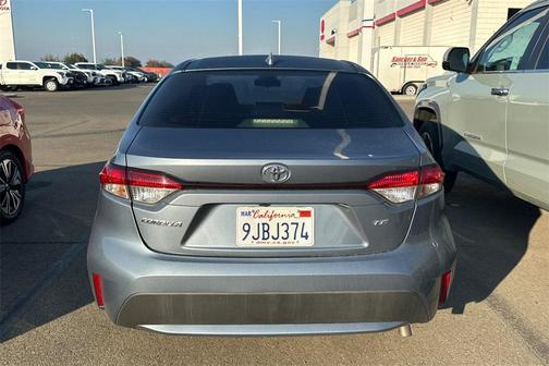 2020 Toyota Corolla LE
