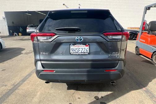 2023 Toyota RAV4 Hybrid XLE