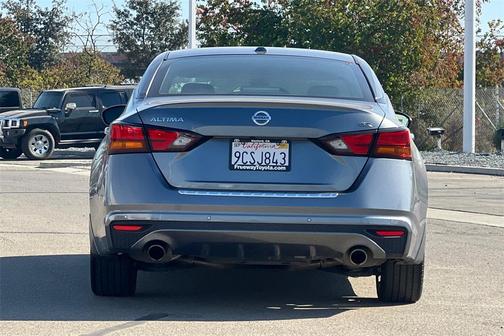 2022 Nissan Altima 2.5 SR