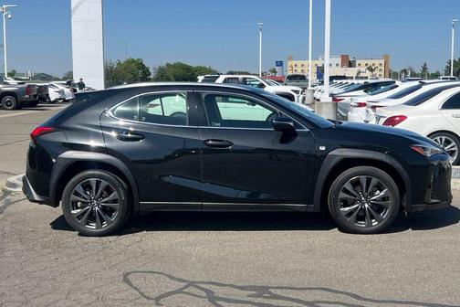 Caviar 2019 Lexus UX 200 F Sport