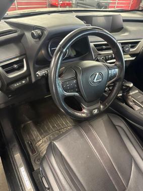 Caviar 2019 Lexus UX 200 F Sport