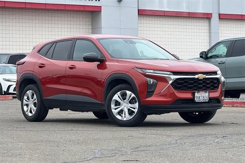 2024 Chevrolet Trax LS