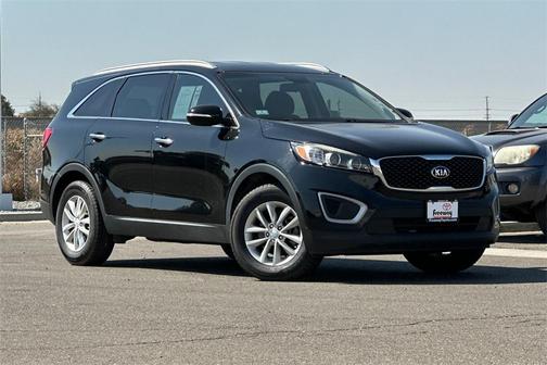 2018 Kia Sorento LX