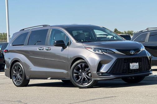 Predawn Gray Mica 2021 Toyota Sienna XSE 7 Passenger