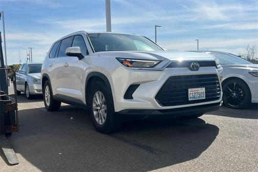 2025 Toyota Grand Highlander XLE