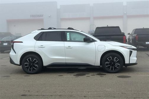 2026 Toyota bZ XLE Plus