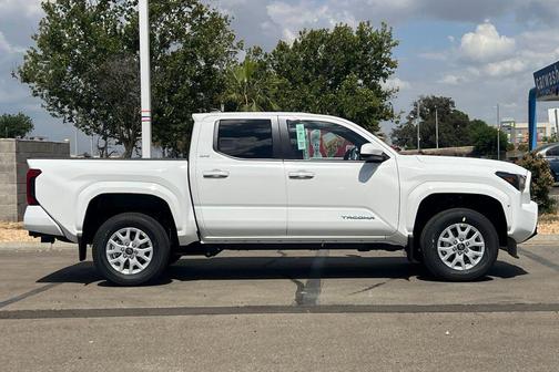 Ice Cap 2026 Toyota Tacoma SR5