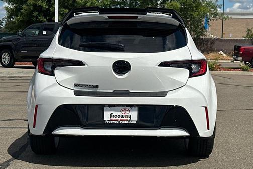 Ice Cap 2026 Toyota Corolla SE