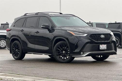 2024 Toyota Highlander XSE