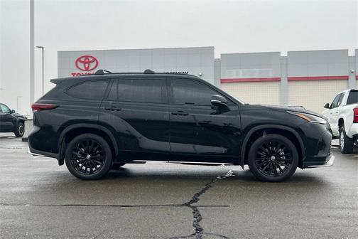 2024 Toyota Highlander XSE