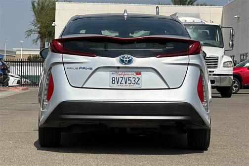 2021 Toyota Prius Prime LE