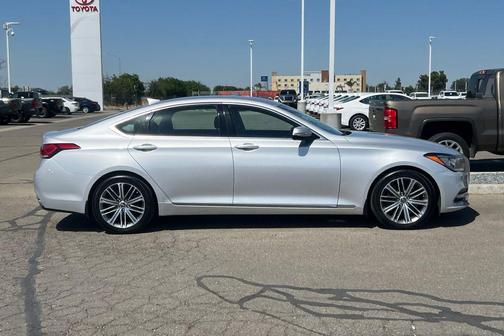 Santiago Silver 2018 Genesis G80 3.8