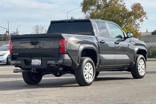 2025 Toyota Tacoma SR5