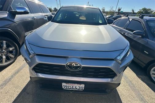 2023 Toyota RAV4 LE