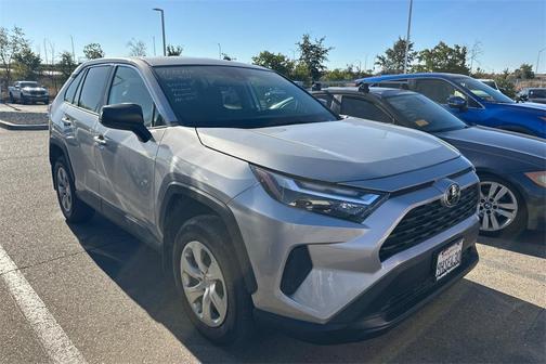 2023 Toyota RAV4 LE