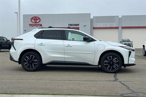 2026 Toyota bZ XLE Plus