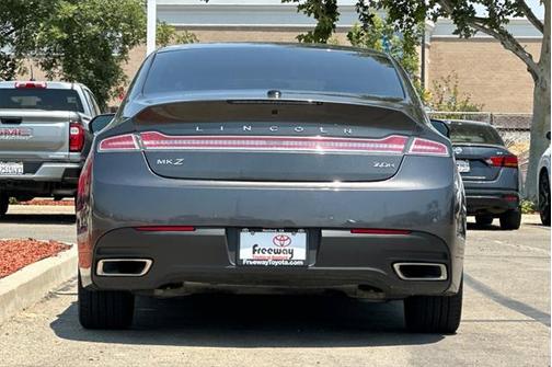 2016 Lincoln MKZ Hybrid Base
