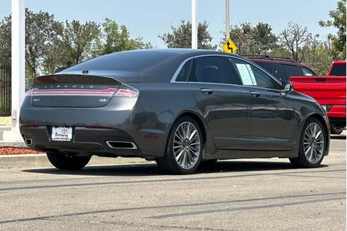 2016 Lincoln MKZ Hybrid Base