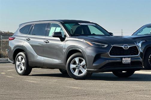 2022 Toyota Highlander L