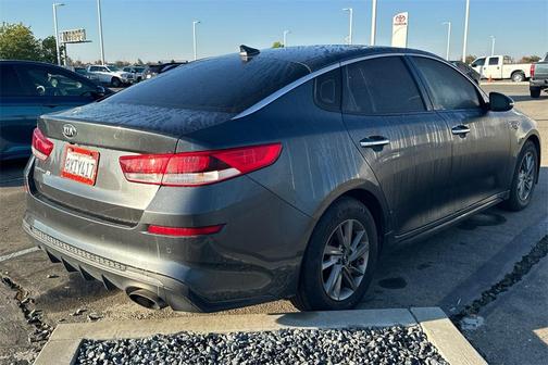 2020 Kia Optima LX