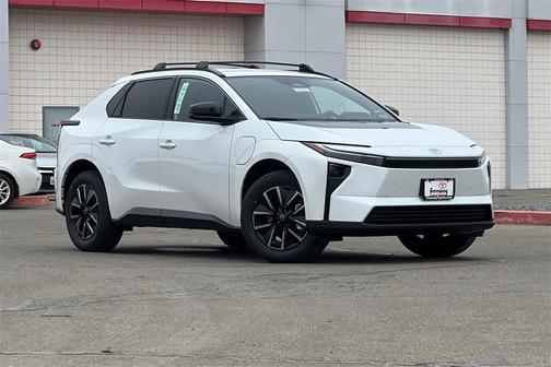 2026 Toyota bZ XLE Plus