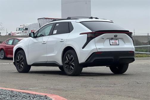 2026 Toyota bZ XLE Plus