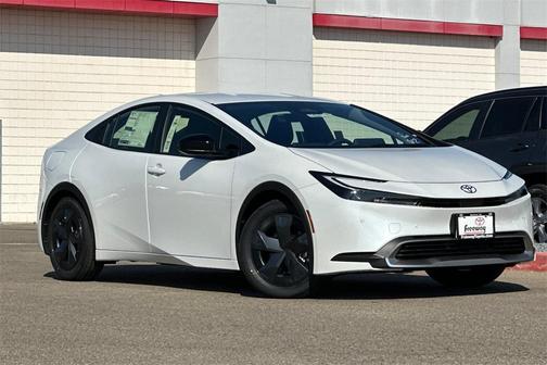2026 Toyota Prius Plug-In Hybrid SE