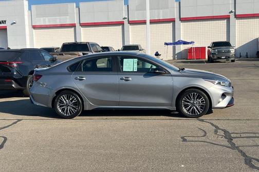 2022 Kia Forte GT-Line