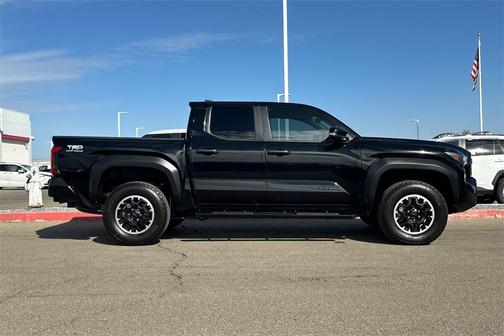 2024 Toyota Tacoma TRD Off-Road