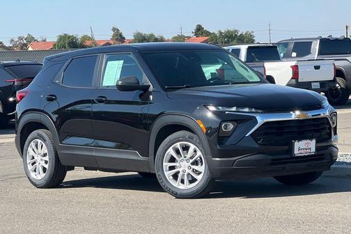 Mosaic Black Metallic 2024 Chevrolet Trailblazer LS