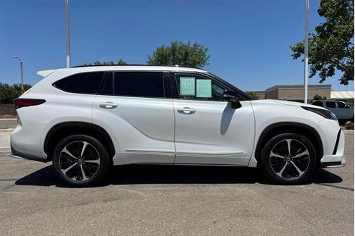 2021 Toyota Highlander XSE