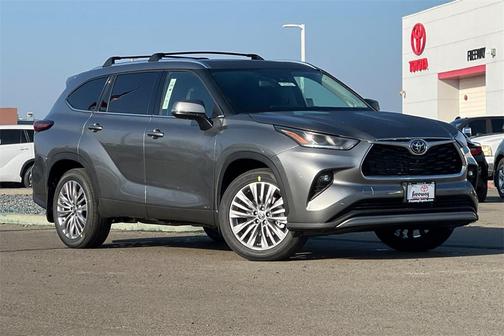 2026 Toyota Highlander Hybrid Platinum