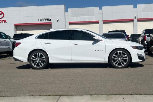 2022 Chevrolet Malibu LT