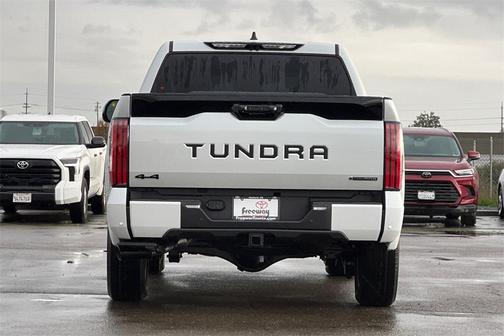 2026 Toyota Tundra Hybrid Platinum