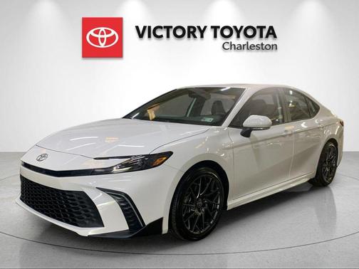 Ice Cap 2026 Toyota Camry SE