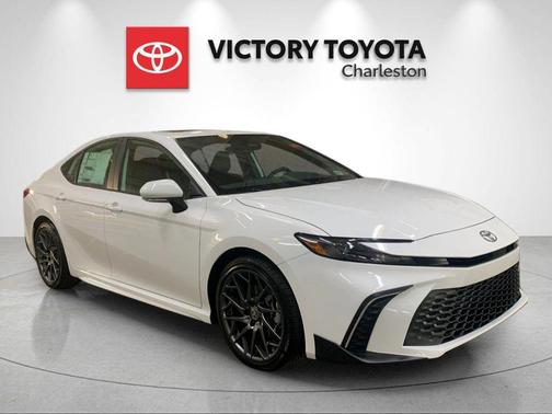 Ice Cap 2026 Toyota Camry SE