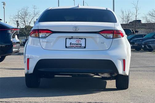 2026 Toyota Corolla LE