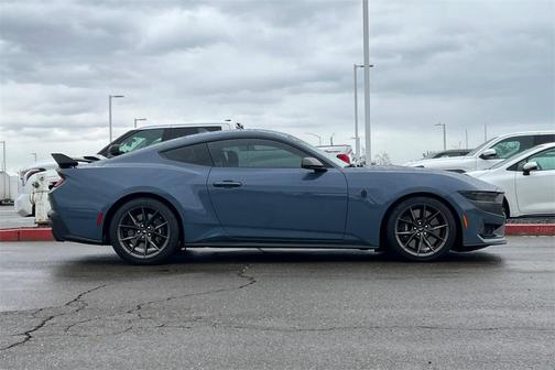 2024 Ford Mustang Dark Horse