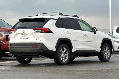 2025 Toyota RAV4 Hybrid XLE
