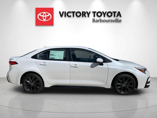Wind Chill Pearl 2026 Toyota Corolla SE