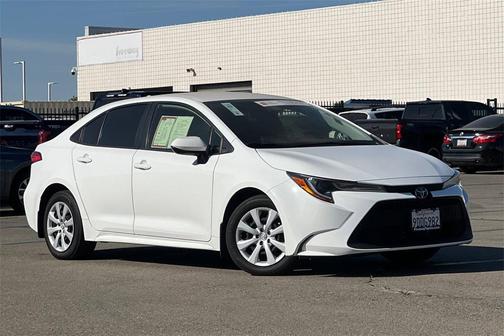 2022 Toyota Corolla LE