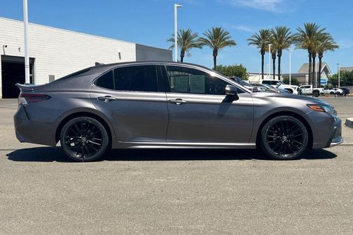 Predawn Gray Mica 2022 Toyota Camry XSE