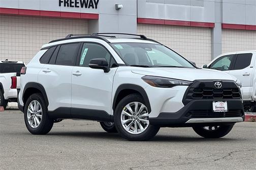 2026 Toyota Corolla Cross LE