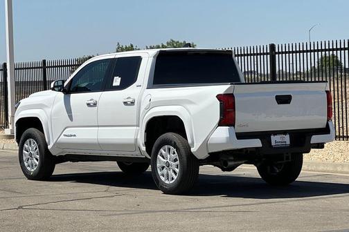 Ice Cap 2026 Toyota Tacoma SR5