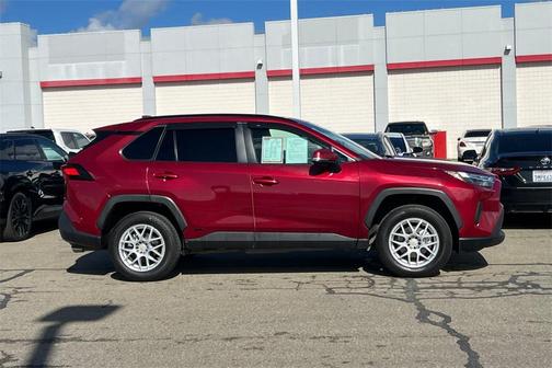 2024 Toyota RAV4 Hybrid LE