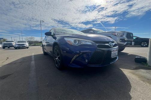 2016 Toyota Camry XSE