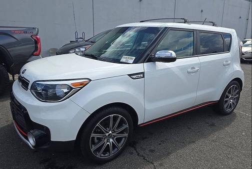 Clear White 2018 Kia Soul !