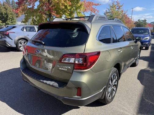 Wilderness Green Metallic 2015 Subaru Outback 2.5i Limited