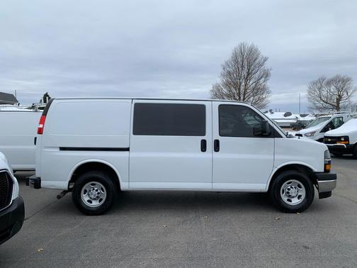 2018 Chevrolet Express 2500 Work Van