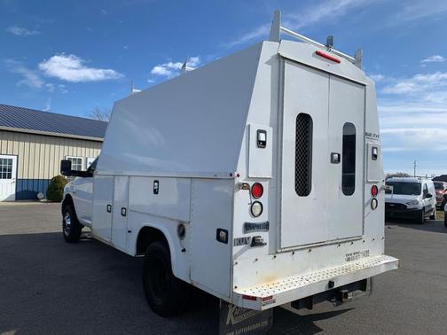 2016 RAM 3500 Tradesman/SLT